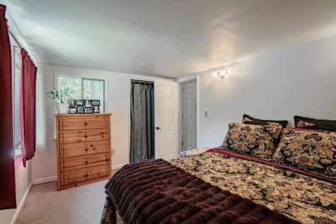 1035 Minthorne Road Rogue River OR 97537
