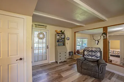1035 Minthorne Road Rogue River OR 97537