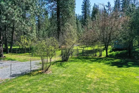 1035 Minthorne Road Rogue River OR 97537
