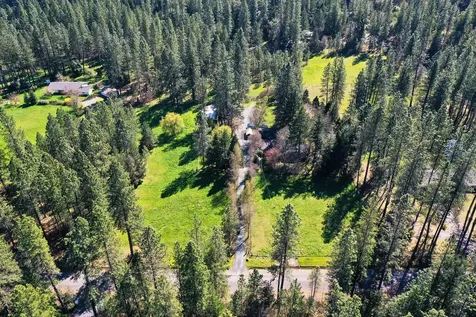 1035 Minthorne Road Rogue River OR 97537