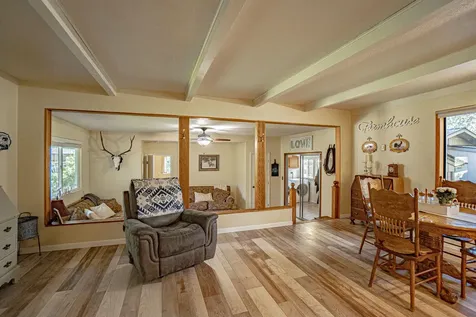 1035 Minthorne Road Rogue River OR 97537