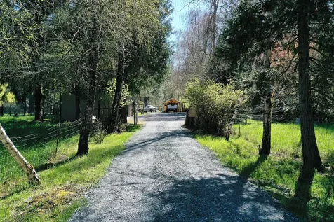 1035 Minthorne Road Rogue River OR 97537