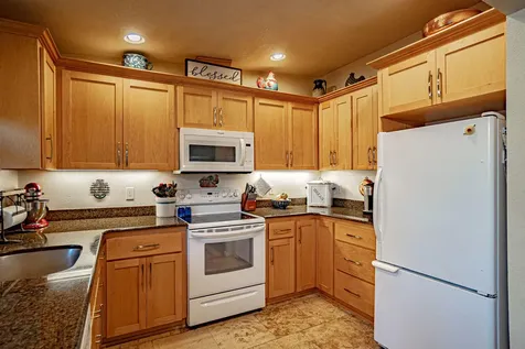 1035 Minthorne Road Rogue River OR 97537