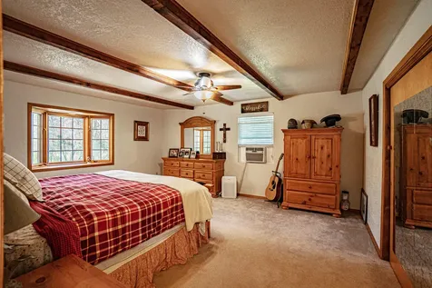 1035 Minthorne Road Rogue River OR 97537