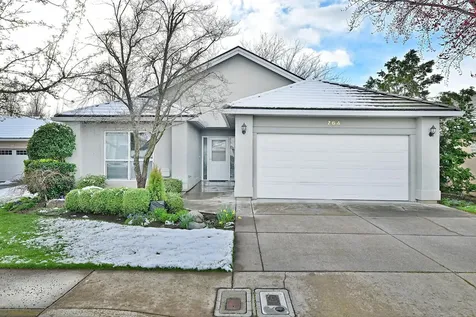764 Fernwood Drive Medford OR 97504