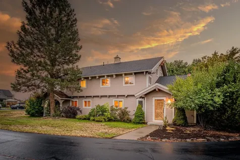 63381 Freedom Place Bend OR 97701