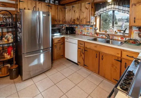 60384 Arnold Market Road Bend OR 97702