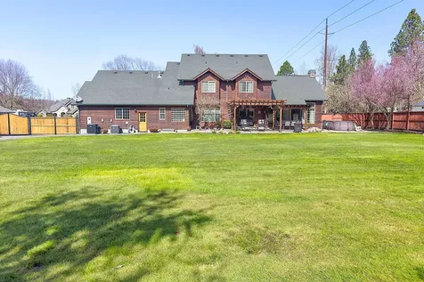 121 Valle Vista Drive Grants Pass OR 97527