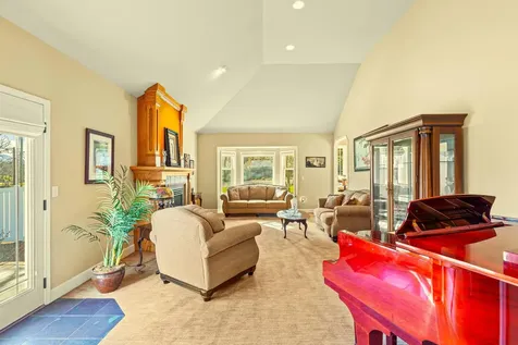 2711 Oak View Circle Medford OR 97504