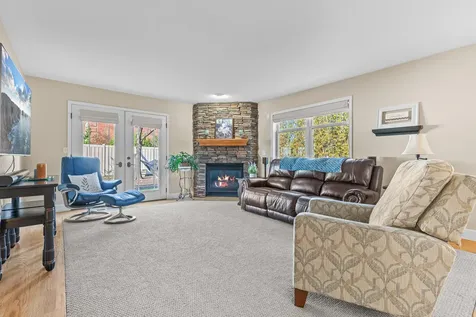 2711 Oak View Circle Medford OR 97504