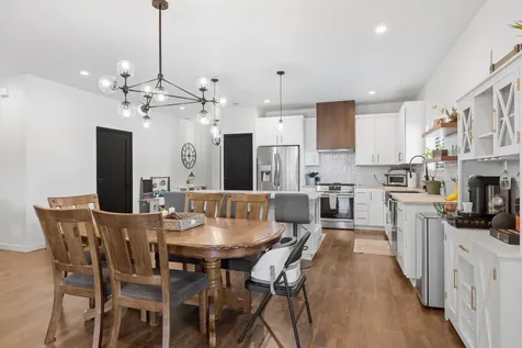 80 Woodlands Drive Eagle Point OR 97524