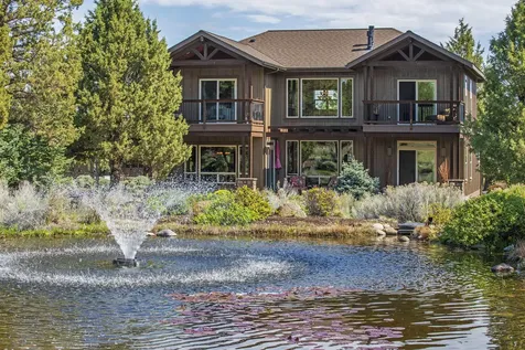 255 Vista Rim Drive Redmond OR 97756