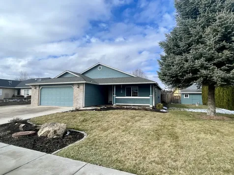 2109 NW Greenwood Place Redmond OR 97756