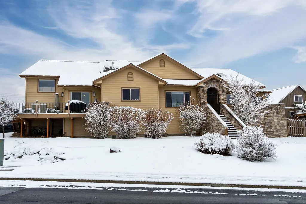 2311 SW 40th Street Redmond OR 97756