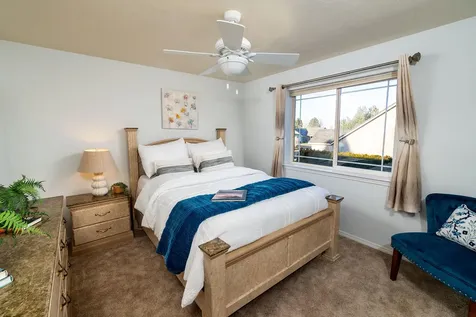 3956 SW Sam Snead Court Redmond OR 97756