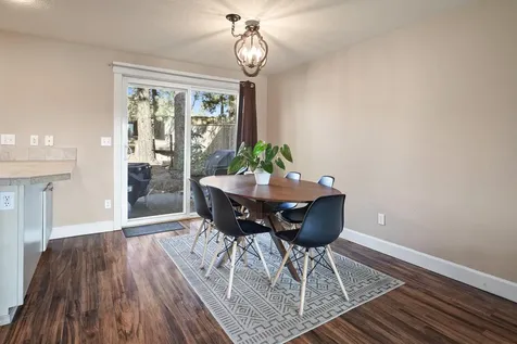 3098 NW Kelly Hill Court Bend OR 97703
