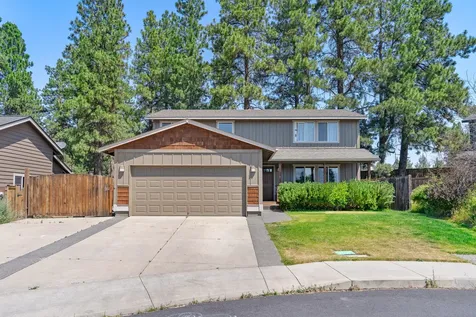 3098 NW Kelly Hill Court Bend OR 97703