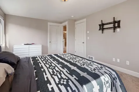 3098 NW Kelly Hill Court Bend OR 97703