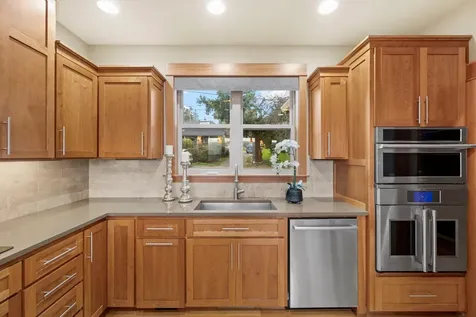 688 Walnut Street Ashland OR 97520
