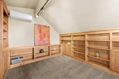 688 Walnut Street Ashland OR 97520
