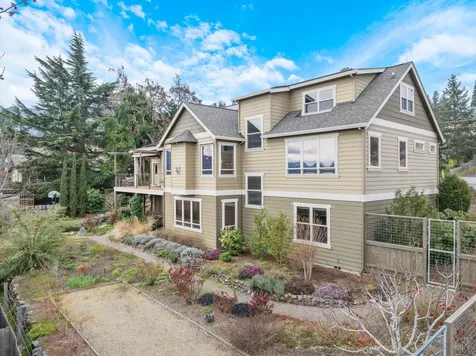 688 Walnut Street Ashland OR 97520