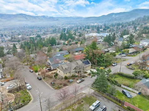 688 Walnut Street Ashland OR 97520