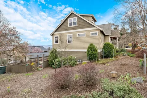 688 Walnut Street Ashland OR 97520