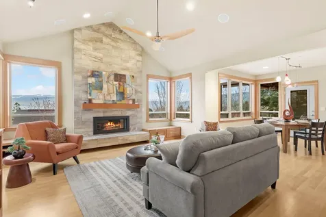 688 Walnut Street Ashland OR 97520