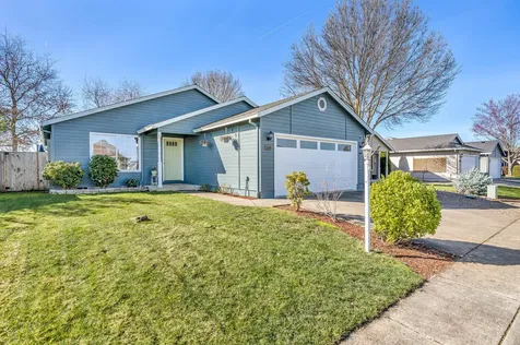 2114 Lara Lane Central Point OR 97502