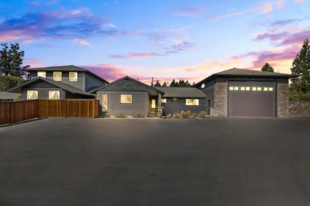 62267 Powell Butte Highway Bend OR 97701