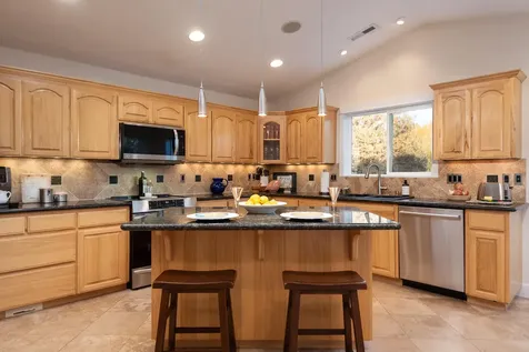 62267 Powell Butte Highway Bend OR 97701