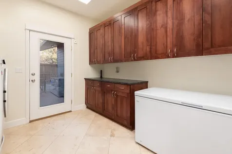 62267 Powell Butte Highway Bend OR 97701