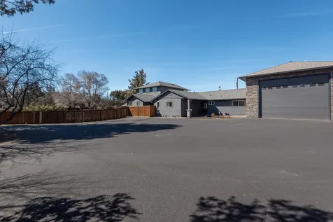 62267 Powell Butte Highway Bend OR 97701