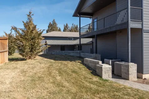 62267 Powell Butte Highway Bend OR 97701
