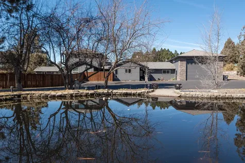62267 Powell Butte Highway Bend OR 97701
