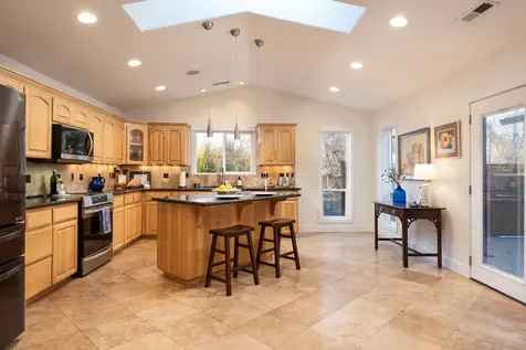 62267 Powell Butte Highway Bend OR 97701