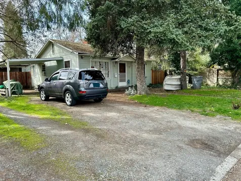 507 SE I Street Grants Pass OR 97526