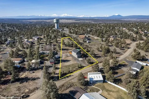 8001 SW High Cone Drive Terrebonne OR 97760