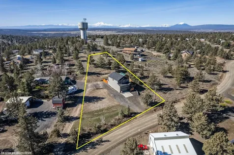 8001 SW High Cone Drive Terrebonne OR 97760