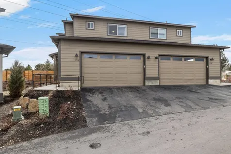 924 NE Paula Drive Bend OR 97701