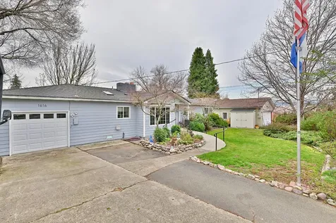 1616 Lenora Drive Medford OR 97504
