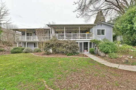 1616 Lenora Drive Medford OR 97504