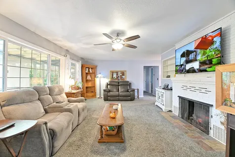 1616 Lenora Drive Medford OR 97504