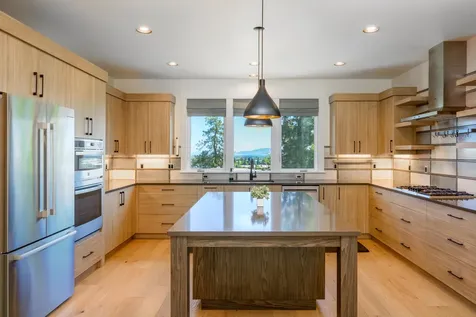 3304 NW Fairway Heights Drive Bend OR 97703