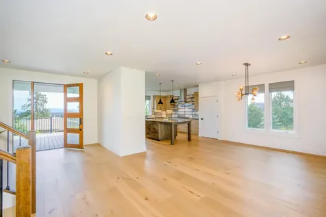 3304 NW Fairway Heights Drive Bend OR 97703