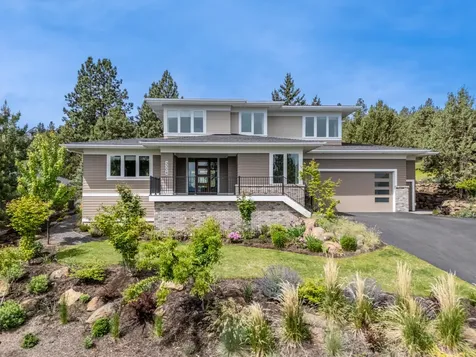 3304 NW Fairway Heights Drive Bend OR 97703