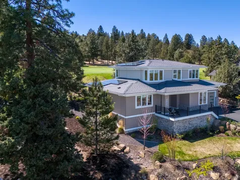 3304 NW Fairway Heights Drive Bend OR 97703