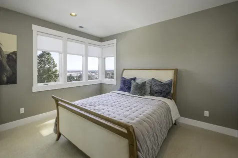 3304 NW Fairway Heights Drive Bend OR 97703