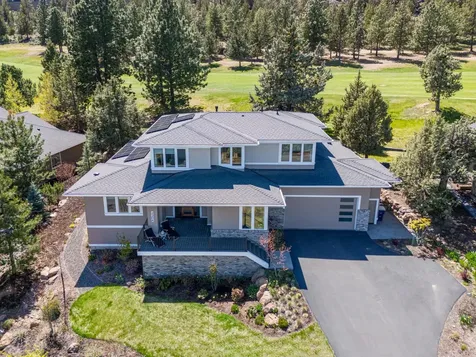 3304 NW Fairway Heights Drive Bend OR 97703