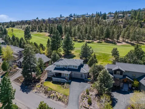 3304 NW Fairway Heights Drive Bend OR 97703